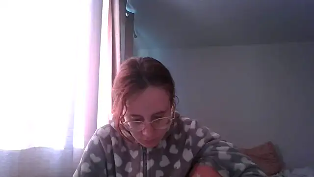 LuckySLove online show from May 2026 05:54:02 PM