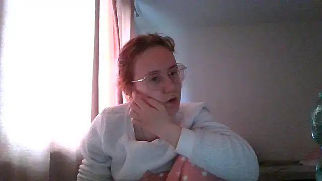 LuckySLove online show from May 2026 02:35:02 PM
