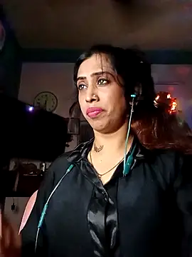 Darling Annie online show from October 2025 06:40:02 PM