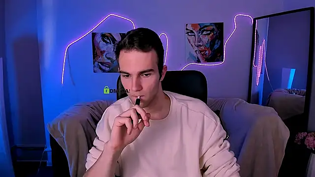 Snapshot of astren_villo chatting on February 2026 07:24:01 AM astren villo online show from February 2026 07:24:01 AM