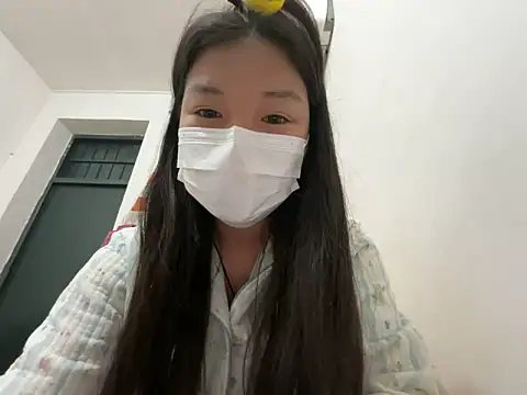 Snapshot of lris000123 chatting on December 2025 09:25:01 AM lris000123 online show from December 2025 09:25:01 AM