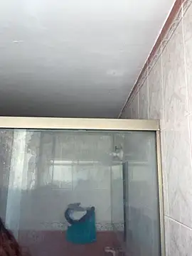 Snapshot of La-Gatiita-trans chatting on March 2026 05:19:02 PM La-Gatiita-trans online show from March 2026 05:19:02 PM