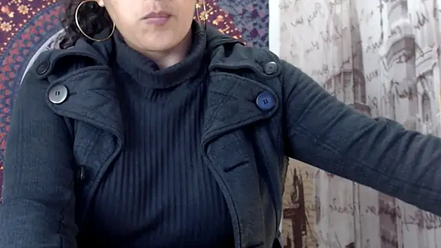 Snapshot of Lucyy_Naugthy chatting on February 2026 01:51:01 PM Lucyy Naugthy online show from February 2026 01:51:01 PM