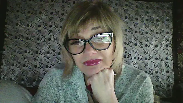 Snapshot of Lia_Ray chatting on November 2025 08:20:01 PM Lia Ray online show from November 2025 08:20:01 PM