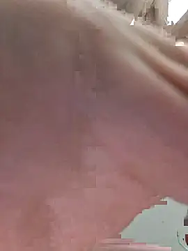 Snapshot of whateveruwanthowever chatting on November 2025 06:57:01 AM whateveruwanthowever online show from November 2025 06:57:01 AM