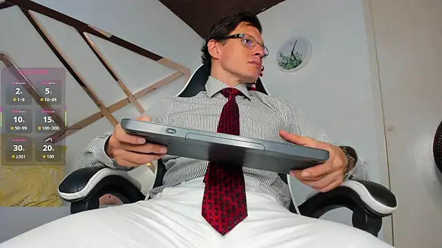 Justin valverde online show from December 2025 02:53:02 AM