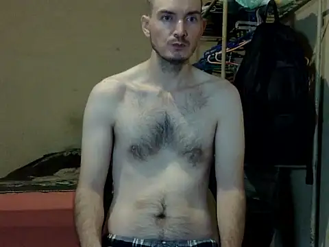 Snapshot of RonnieMetal chatting on November 2025 02:56:02 AM RonnieMetal online show from November 2025 02:56:02 AM