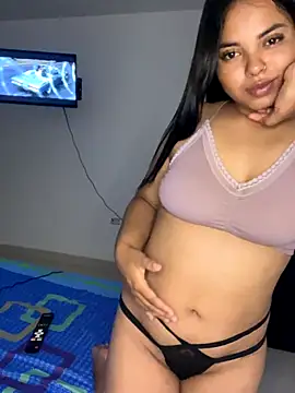 Snapshot of CandyCrazzy07 chatting on October 2025 04:57:02 AM CandyCrazzy07 online show from October 2025 04:57:02 AM