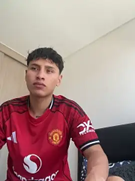 nickk boy online show from March 2026 04:01:02 PM