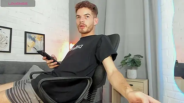 MATEO HUNTER online show from November 2025 03:16:01 AM