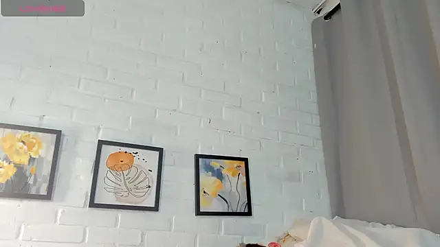 Snapshot of MATEO_HUNTER chatting on February 2026 08:33:01 AM MATEO HUNTER online show from February 2026 08:33:01 AM