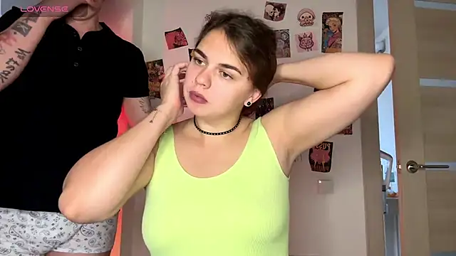 live sexy online show from October 2025 07:10:02 AM