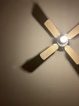 CarmeloA online show from November 2025 05:02:01 PM