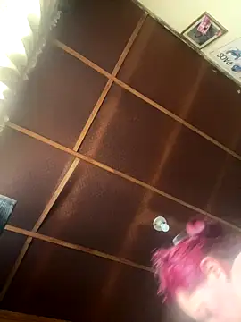 Zoe fire online show from November 2025 12:15:02 PM