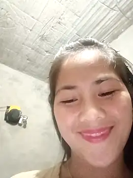 Lyssa-a online show from November 2025 01:28:02 PM