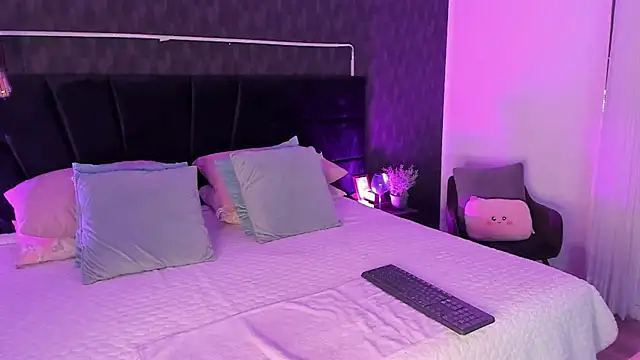 Snapshot of mariianna_lopez_ chatting on January 2025 03:11:01 PM mariianna lopez online show from January 2025 03:11:01 PM