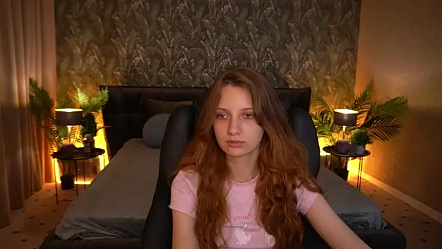 Snapshot of CuteeFoxy chatting on June 2026 01:15:01 PM CuteeFoxy online show from June 2026 01:15:01 PM