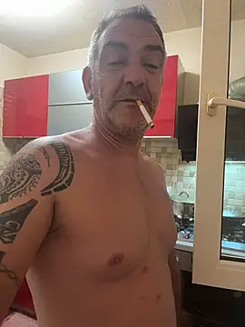 Snapshot of COBRAboySEX@xh chatting on June 2026 08:15:01 PM COBRAboySEXxh online show from June 2026 08:15:01 PM