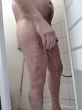 nicolaspgarnier online show from March 2026 05:18:01 PM