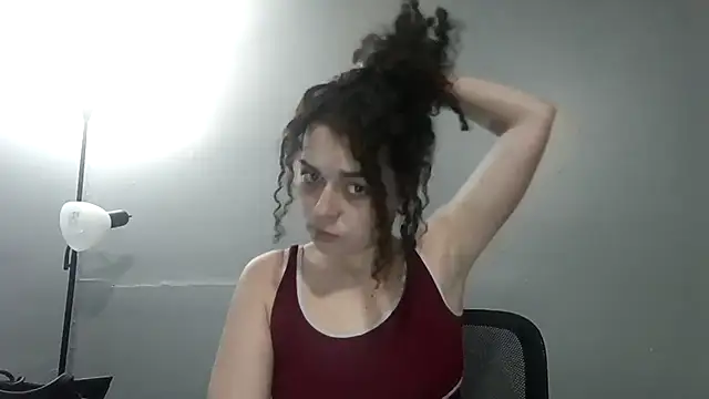 Snapshot of ali18of1 chatting on April 2026 08:01:02 AM ali18of1 online show from April 2026 08:01:02 AM