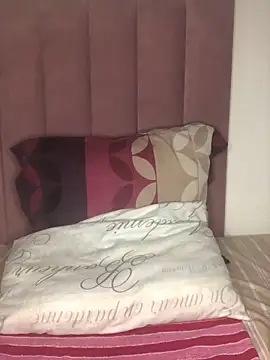 Bubbles156 online show from March 2026 04:47:01 AM