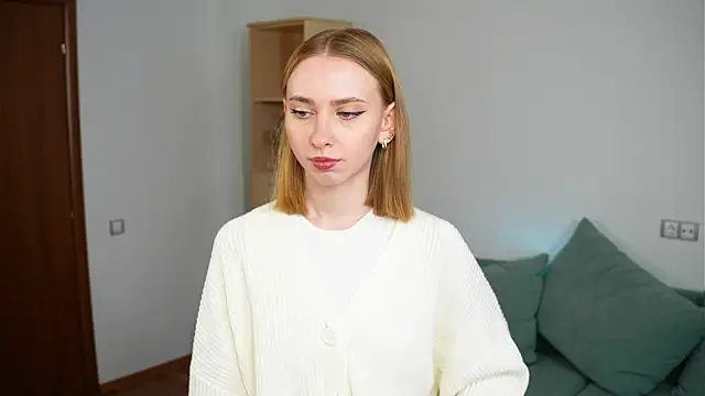 Snapshot of BereniceThull chatting on October 2025 06:02:02 AM BereniceThull online show from October 2025 06:02:02 AM