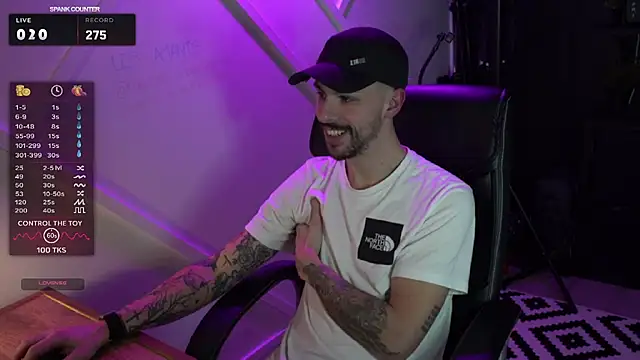 Snapshot of monsieurguitsxxx chatting on February 2026 07:18:01 PM monsieurguitsxxx online show from February 2026 07:18:01 PM