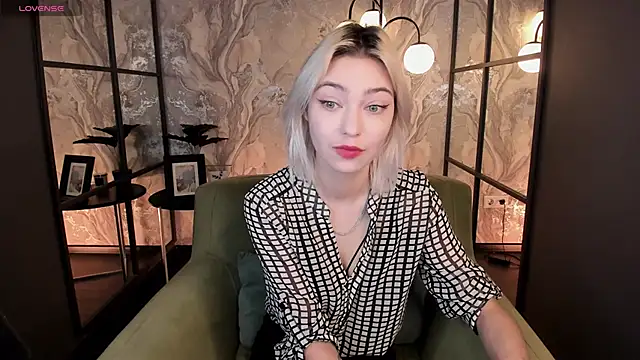 AlysiaSun  online show from November 2025 02:06:02 PM