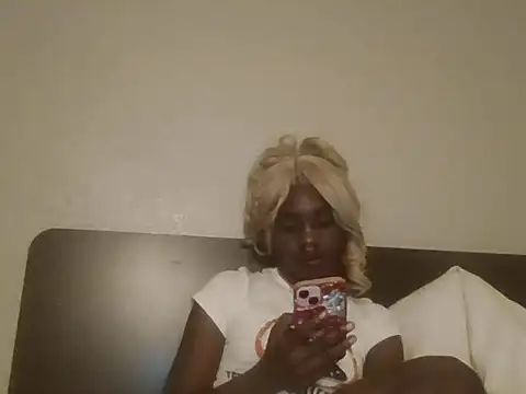 missblasian online show from October 2025 10:15:01 PM