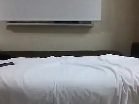 dicsucerboy77 online show from November 2025 11:03:01 PM