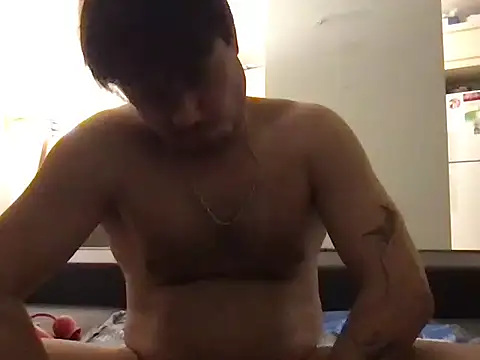dicsucerboy77 online show from May 2026 11:31:02 PM