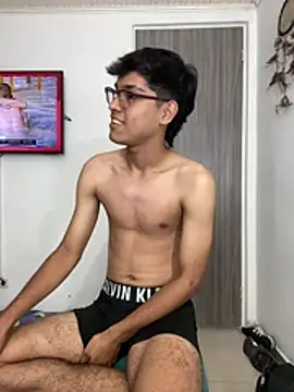 Muchachito18 online show from January 2026 04:04:01 AM