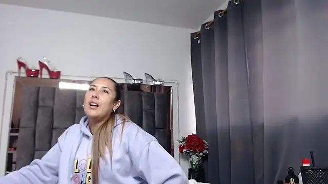 Salmma Milf online show from June 2026 11:47:02 AM
