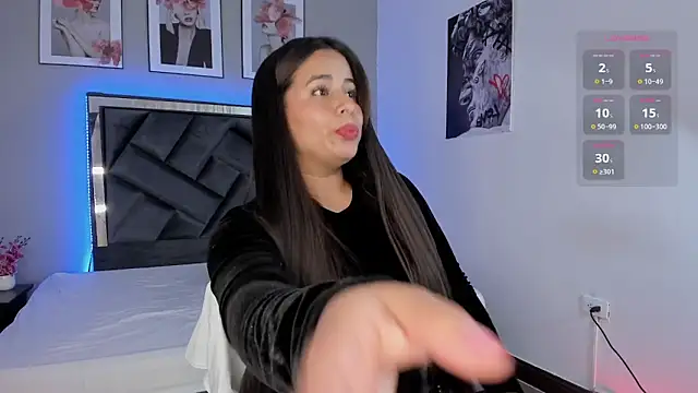 zoe longhair online show from April 2026 07:44:01 PM