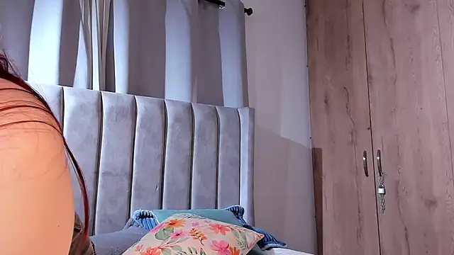 AmberPixie  online show from November 2025 08:49:01 PM