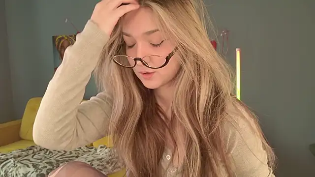 BellaSink online show from February 2026 05:36:01 AM