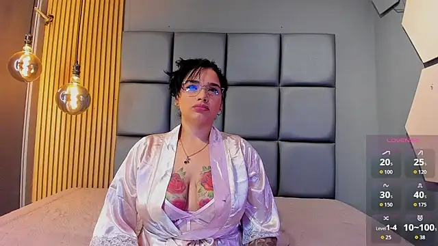 Snapshot of ISMALI_CASTILLO chatting on October 2025 12:22:02 AM ISMALI CASTILLO online show from October 2025 12:22:02 AM