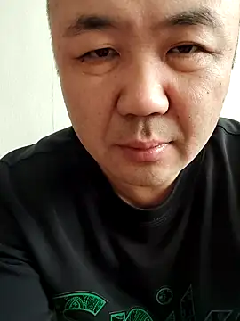 caige8888 online show from November 2025 01:49:01 AM