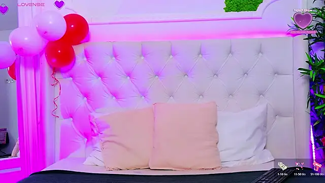 AriannaSins online show from February 2026 01:18:01 PM