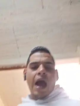 Daiberrubio online show from March 2026 01:01:01 AM