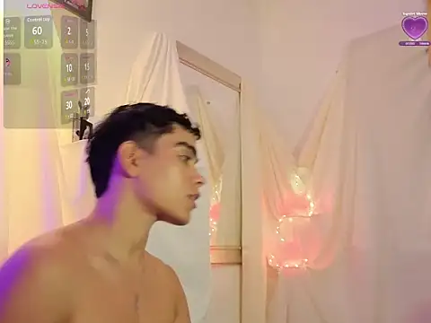 Yamilk101 online show from December 2025 01:22:02 AM