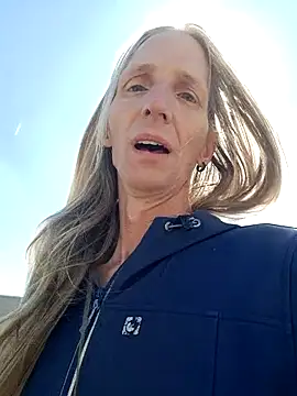 Snapshot of Cheryl_F chatting on April 2026 10:06:01 AM Cheryl F online show from April 2026 10:06:01 AM
