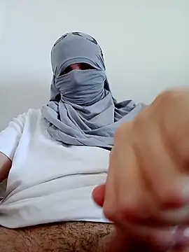 hasanland online show from October 2025 12:29:01 PM