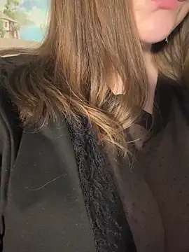 Snapshot of Curvy__Goddess chatting on November 2025 03:50:01 AM Curvy Goddess online show from November 2025 03:50:01 AM