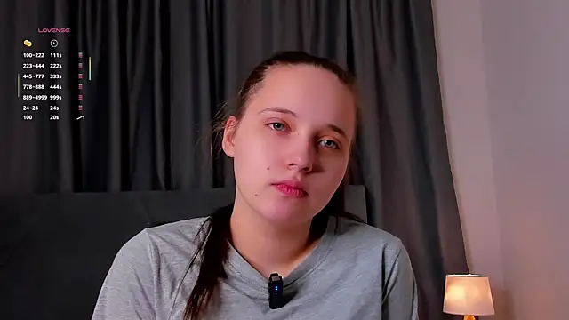 NadiaGnegy online show from November 2025 01:13:01 PM