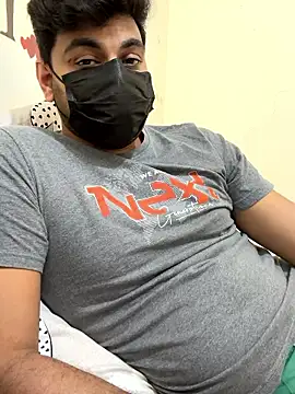 Handsome8677 online show from January 2026 11:56:01 AM