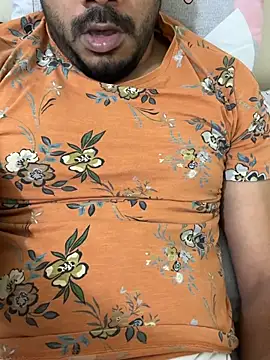 Handsome8677 online show from February 2026 09:30:01 PM