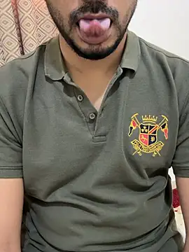 Handsome8677 online show from July 2026 02:52:02 PM