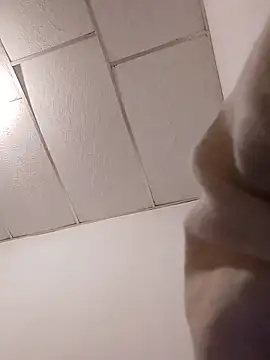 Teressa Love online show from November 2025 05:12:01 PM