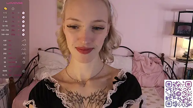 Snapshot of Grace_Glend chatting on June 2026 10:15:02 PM Grace Glend online show from June 2026 10:15:02 PM